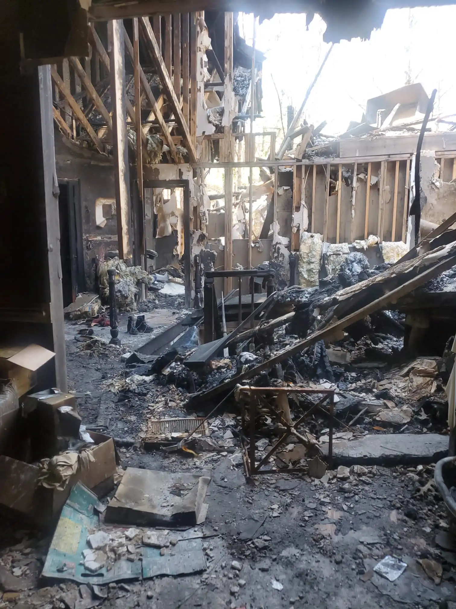 fire damaged house in oregon